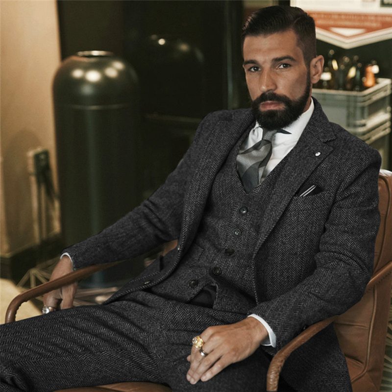 Szary wełniany tweedowy garnit – Men'S Grooming Daily recenzja i cena